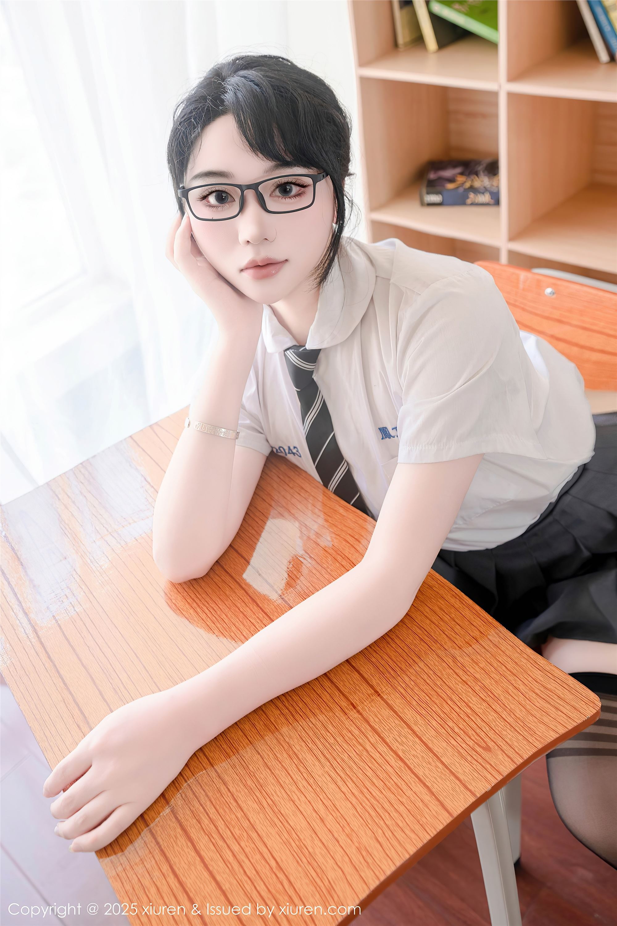 Xiuren秀人网 2025.07.10 NO.10530 汐汐爱吃草莓